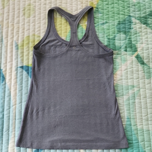 LULULEMON Cool Racerback II Top Sz 8 - Picture 1 of 3